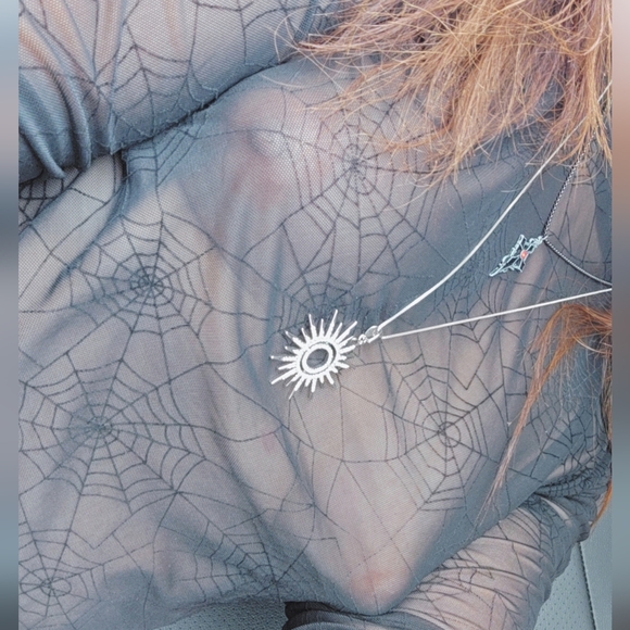 Meet your Posher, Luciana - Picture 3 of 5